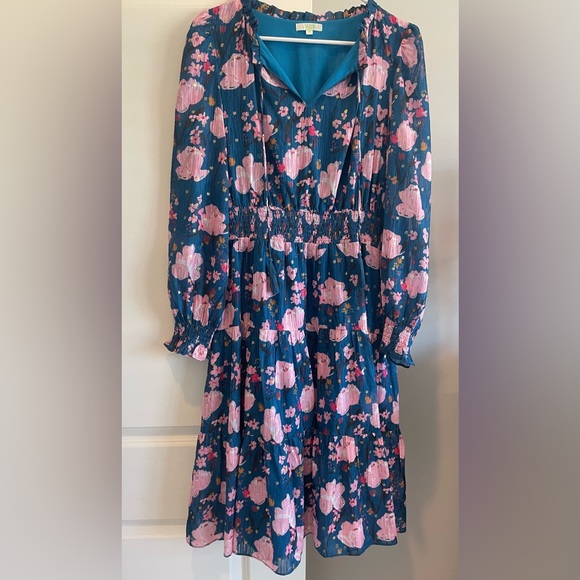 Dress - Picture 1 of 2